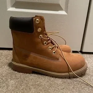 Timberland | Shoes | Timberland Boots Only Worn Once | Poshmark display picture 1